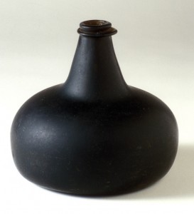 Wine bottle, 1960.1235